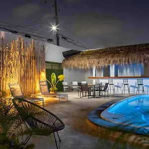 Hotel Soy Local, Cancún