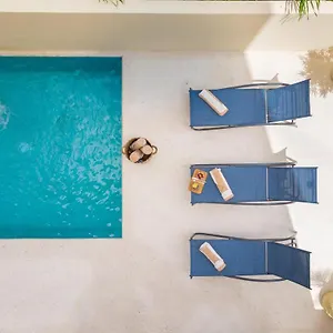 Mura Cancún