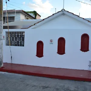 ホームステイ Casas Calis